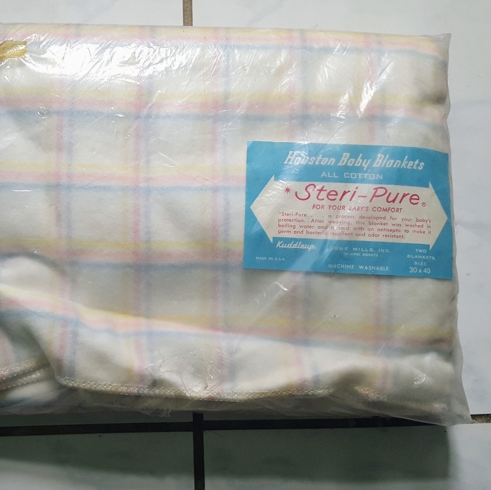 VNTG Baby Blankets